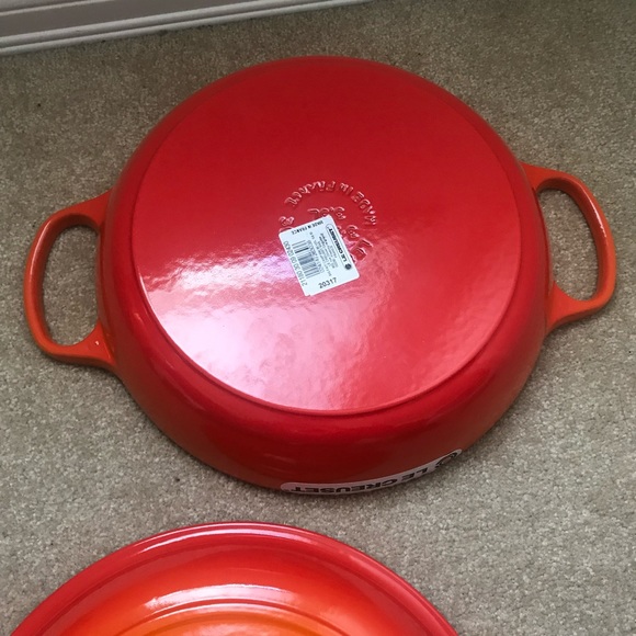 Le Creuset new #30 braiser volcanic - Picture 6 of 15